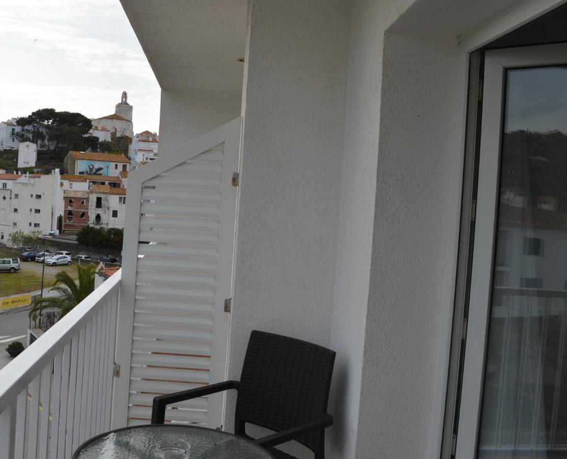 Hotel Nou Estrelles Cadaques Exterior photo