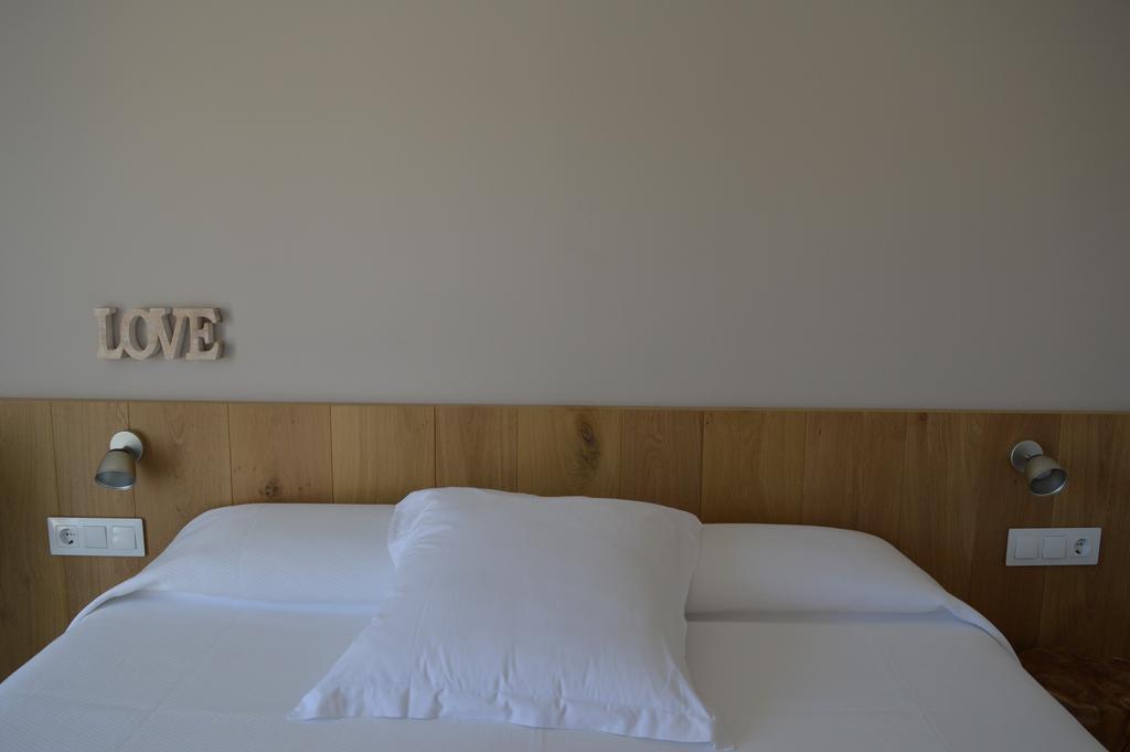Hotel Nou Estrelles Cadaques Exterior photo