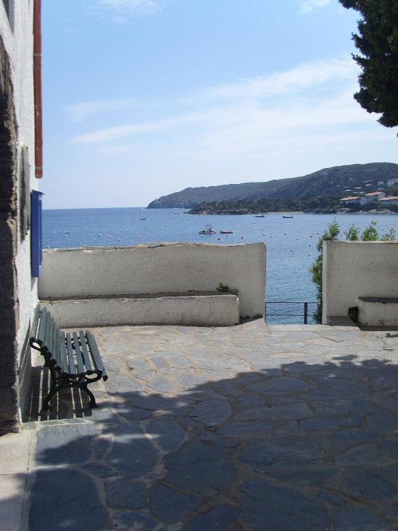 Hotel Nou Estrelles Cadaques Exterior photo